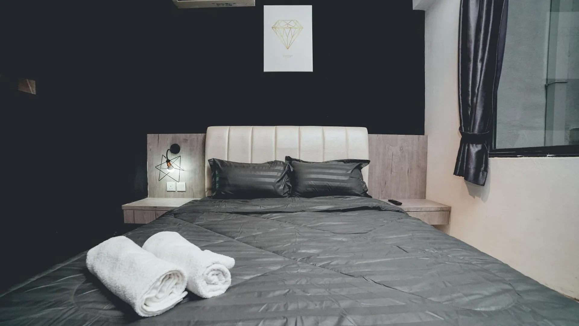 1 Tebrau Luxury Family Karaoke Chill Room 2Br By Our Stay Johor Bahru